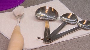 5 ingredients: DIY natural toothpaste