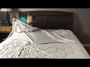How to short sheet a bed! (Best prank ever!)
