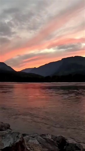 New travel page! Ill slowly post random ones on here so be sure to check out part 1 @waspytravels on Instagram 🤍 #travel #bclife #revelstoke #nelsonbc