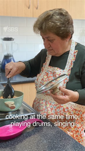 "This recipe for traditional Assyrian cookies honours my mother Helen. These recipes are passed down through the generations and I hope that my daughters will continue that tradition." | SBS Food