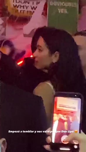 615K views · 10K reactions | Dua Lipa experimentó un sism0 en estos momentos durante el after party Chachá de Jean Paul Gaultier después de su concierto en el Foro Sol de la Ciudad de México. | Indie 505 | Facebook