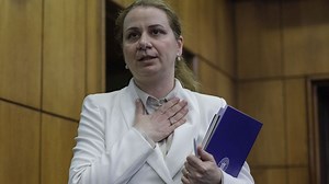 Cum vor fi punctaţi elevii care au scris la Bac altă formulă decât "de bună seamă". Anunţul făcut de Ligia Deca