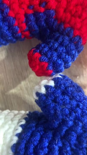 spiderman x hello kitty 🥹 #spiderman #hellokitty #spidermanhellokitty #crochet #smallbusiness