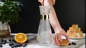ALINK 900ml Bedside Water Carafe with Bamboo Lid and Glass Cups Set, Vintage Ribbed Glassware, Ripple Clear Glass Serving Carafe Drinking Glasses for Bedroom Nightstand