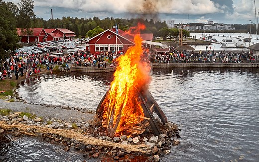 Midsummer In Finland: All You Need To Know About Finnish Midsummer