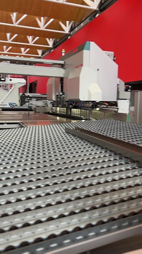 SAP unloading device #salvagnini #sheetmetal #manufacturing #P4 #panelbender