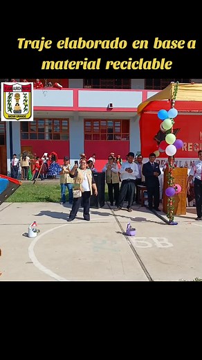 Concurso de Disfraces: Traje Reciclable de Diosa Inca