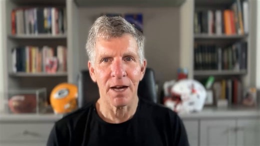 "I experienced this in Green Bay... Brett (Favre) wasn't thrilled about that. I'm sure Aaron (Rodgers) wasn't thrilled about that. And I don't think Matthew (Stafford) is thrilled about that."Of course, he'll put on a great face and Ty Simpson will say all the right things, but it's tough to manage"Former Packers exec @AndrewBrandt discusses the Rams selecting Ty Simpson on the latest Business of Sports: