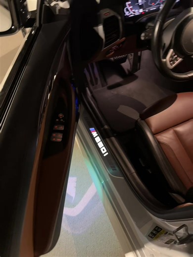 Explore the BMW M850i: Performance and Features