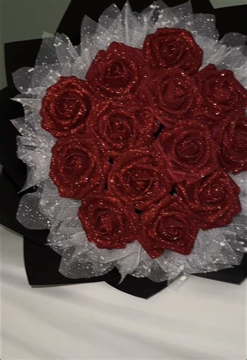 Red Glitter Roses Bouquet for Special Occasions