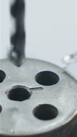 Geteilter Bildschirm! 19-Zoll-Rack (15U/24U/42U) + Maßgröße/EMV/Kühlkanäle 📏