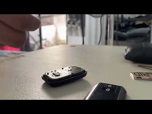How to replace the battery of the 2020 Suzuki Swift key