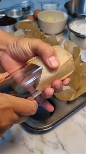 How to make muffin baking paper
