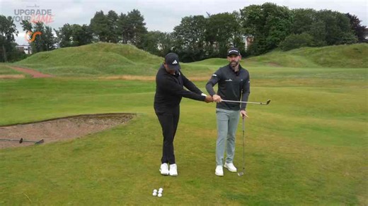 Stop opening your stance in bunkers - professionals do this instead