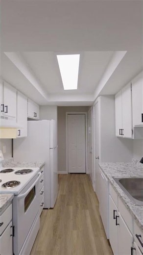 Video Tour River Court Apartments #305