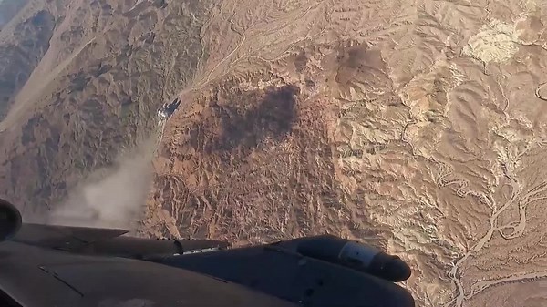 US: Marine Corps Jets Roar Over California in Live-Fire Exercise