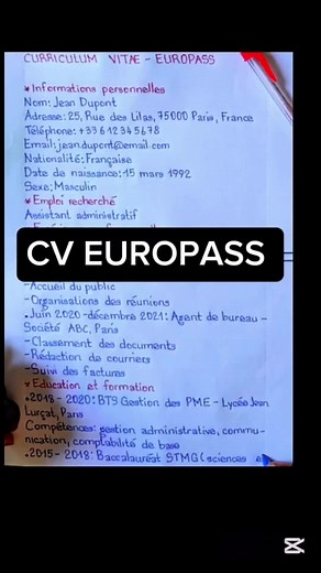 Comment rédiger un CV Europass efficace