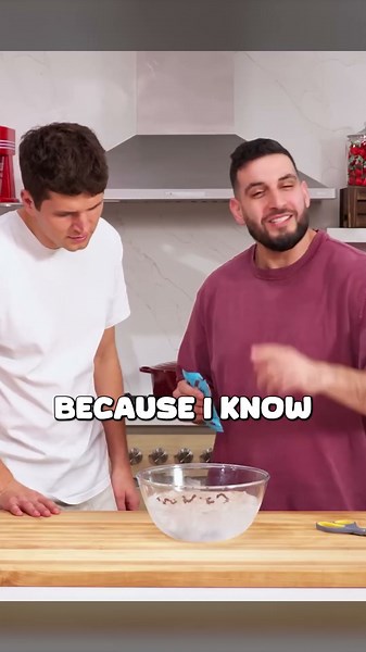 2 Ways To Spell With Chocolate! ‪@NickDiGiovanni‬