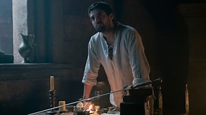 Why is Criston Cole using a lemon to polish his sword on House of the Dragon?