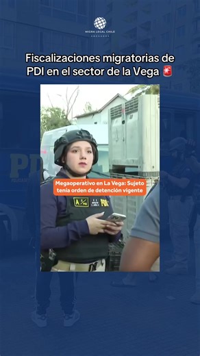 🚨 Fiscalización en La Vega Durante la mañana de este martes, funcionarios de la PDI y Carabineros de Chile realizaron un operativo de fiscalización en el sector de La Vega, en la comuna de Recoleta. El procedimiento estuvo orientado a controlar la situación migratoria de personas extranjeras, además de verificar órdenes vigentes, infracciones o requerimientos policiales. Durante el operativo se realizaron controles de identidad y revisión de antecedentes, con el objetivo de detectar situaciones