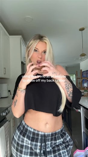 Willow Clark on Instagram: "I love my six toed tigers 🐅 #explore"