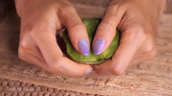 ASMR Lotus Pod Pimple Popping | Trypophobia Warning (No Talking)