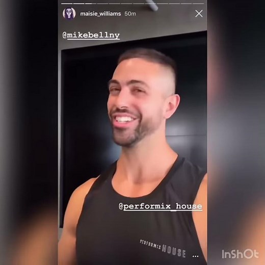 Maisie Williams Hot Workout