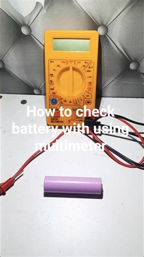 how to check battery with using multimeter