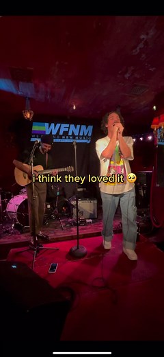 this was the first time i ever sang “sun and moon” to a live crowd. it was 3 months ago in LA and ther was 50 people there. crazy to see how quickly things can change…