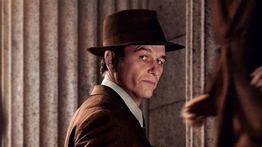 Matthew Rhys Teams Up With an ‘IT: Welcome to Derry’ Star in This Underrated Dark HBO Crime Show