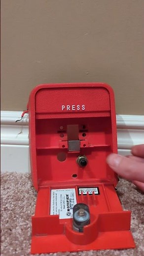 Notifier LNG-1R Fire Alarm Pull Station Demo