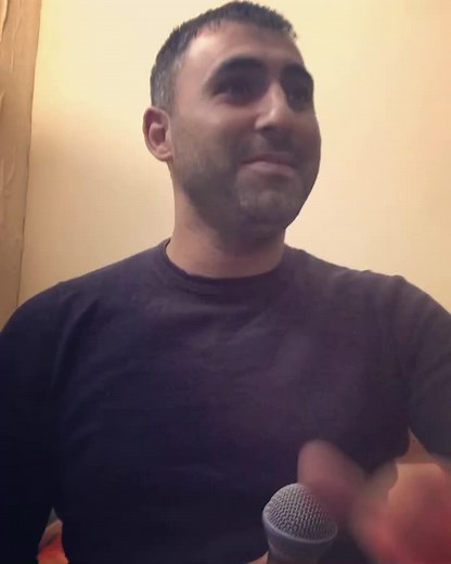 Microphone Performance Tips for Singers and Speakers