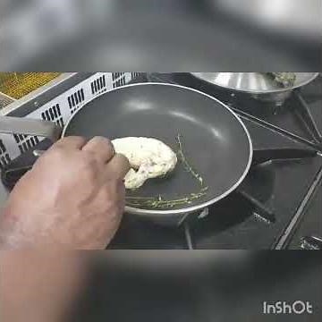 sous vide chicken breast with leèk puree chicken glass sauce