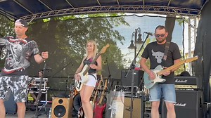 ☀️☀️☀️ Majówka na rynku w Tucholi Gra teraz dobrze u nas znany Postulat a później Żuki ‼️ ps. są grill i dmuchańce 🥸 | Tygodnik Tucholski