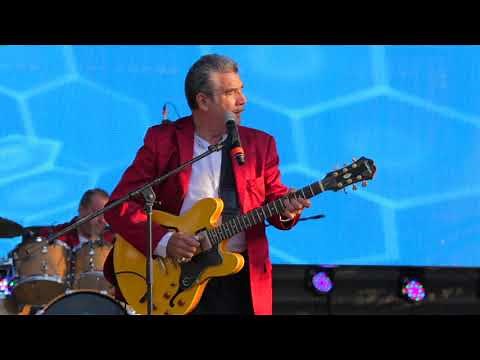 Los Humildes - Para No Pensar En Tí ( Video Oficial )