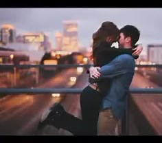 319K views · 11K reactions | Calibre 50...Sólo Románticas | MPerez St | Facebook