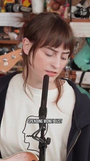 Faye Webster's Captivating Tiny Desk Concert Experience