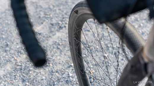 Shimano GRX WH-RX570 wheelset review - LA VELOCITA.