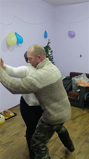 Відео користувача makc@ (@makc7845) з композицією «оригінальний звук - makc@»