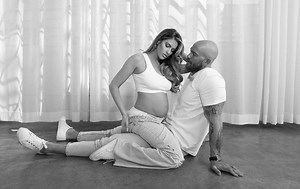 Ex WWE Diva Kelly Kelly Announces Birth Of Twin Babies With Her Husband