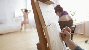 Female Artists Sketching a Nude Model with a Pencil Stock Footage - Video of create, paintbrush: 115393264