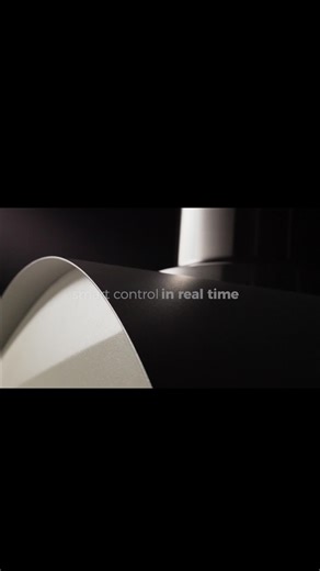 Digital Temperature Control: Set your temperature, and Volta automatically modulates the flame to keep it steady and consistent. Smart Control Module: Displays both oven and probe temperatures in real time. Includes two independent food probes, so you can monitor and control multiple dishes at once. A launch you won't want to miss. Keep an eye out for more details! #fontanaforni #outdoorpizzaoven #cookoutside #backyardliving #madeinitaly