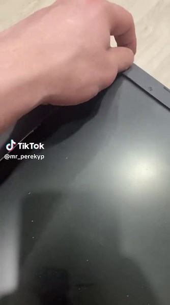 уснули ребятки. не хочу будить😍🥰#ноутбук#таракни | Laptop In A Car