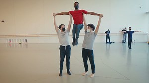 Making its debut in front of La Sylphide, Stanton Welch's Sparrow is set to music by Simon & Garfunkel and features a large ensemble cast of dancers. Hear from Stanton as he discusses the inspiration behind this new work and his personal connection to the music. August Bournonville's 'La Sylphide', featuring the world premiere of 'Sparrow' | June 16-26 🎟️: https://bit.ly/3Qj0lMO | Houston Ballet