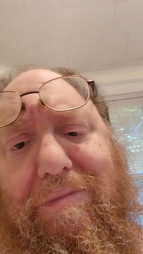 Today for #sundaypoet I thought I would read an Ezra Pound poem that I've always loved. It was inspired by Chinese poetry, which was a streamlined way of writing poetry. | Don Levy