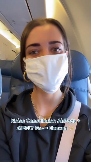 I’m telling you guys… it’s amazing. #gamechanger #traveltips #flighttips #airplanetiktok #hacksoflife #fyp