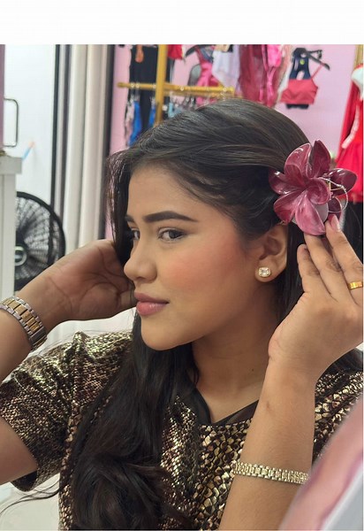 Se acerca la temporada más calurosa 🌊☀️ ¡Dale a tu cabello ese accesorio que necesita!✨ #fyp #hairclips #playa