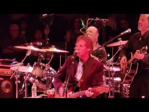 The Turtles (featuring Ron Dante) "Sugar Sugar" - Live on Long Island 6/11/22