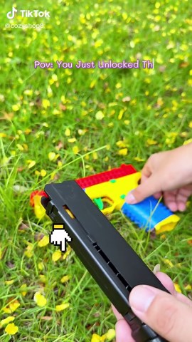 Building blocks toy that is pretty close to actual specs of the real thing #buildingblockstoys #2ndamendnent #CreativeToys #toygun #concealcarry