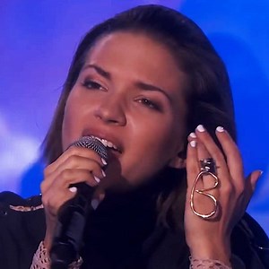 226K views · 10K reactions | Beautiful LIVE performance by Alan Walker back in 2017 with ‘Faded’. We get goosebumps every time we hear this masterpiece. How about you? | EDM NOMAD | Facebook